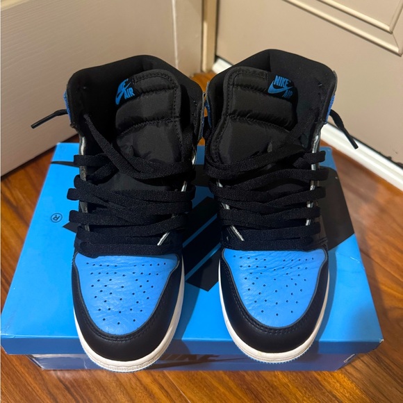 Nike Jordan 1 Retro High OG UNC Toe - Picture 1 of 5